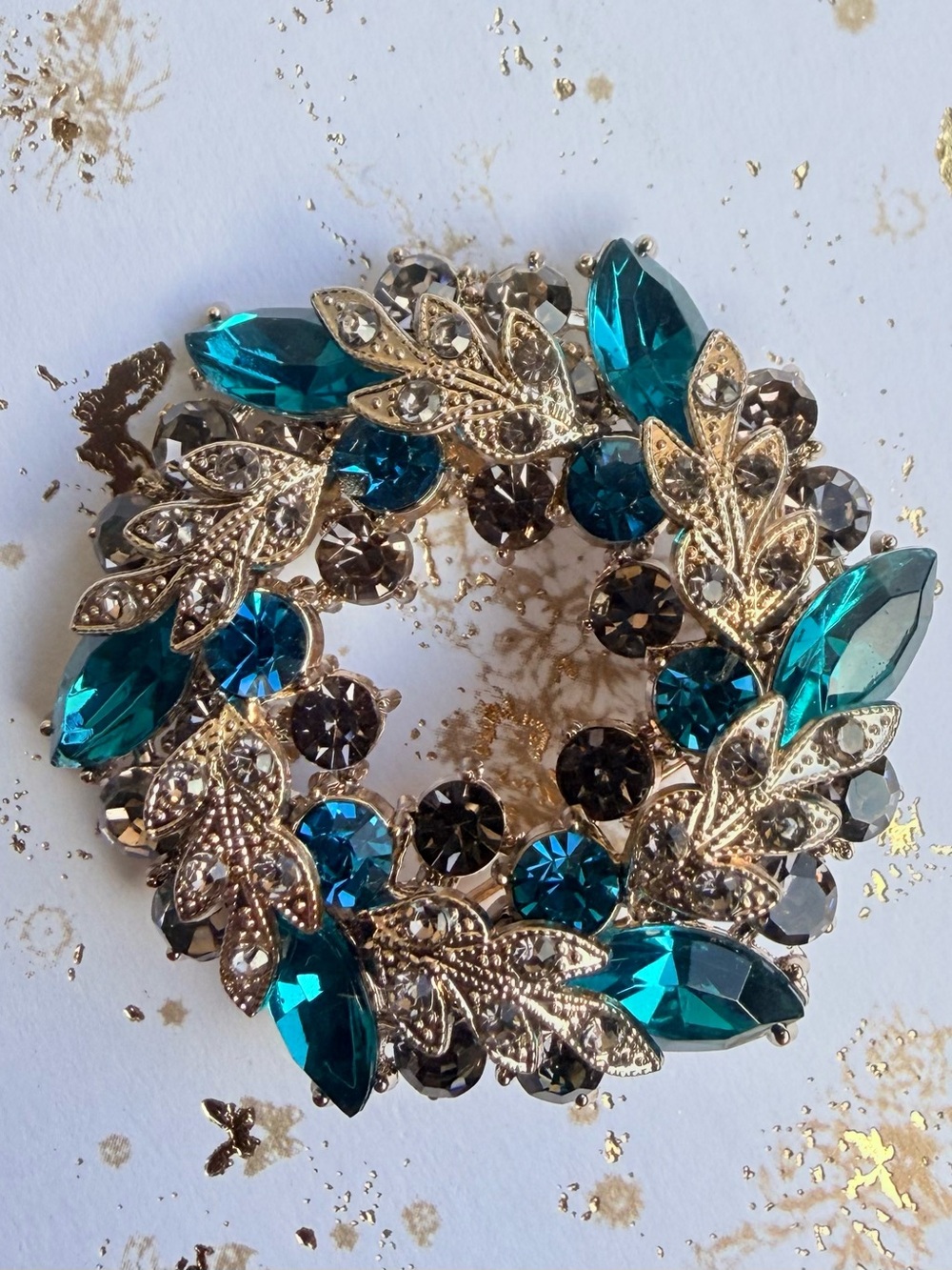 Royal Saphire Teal Turquoise Crystal Laurel Wreath Brooch Pin